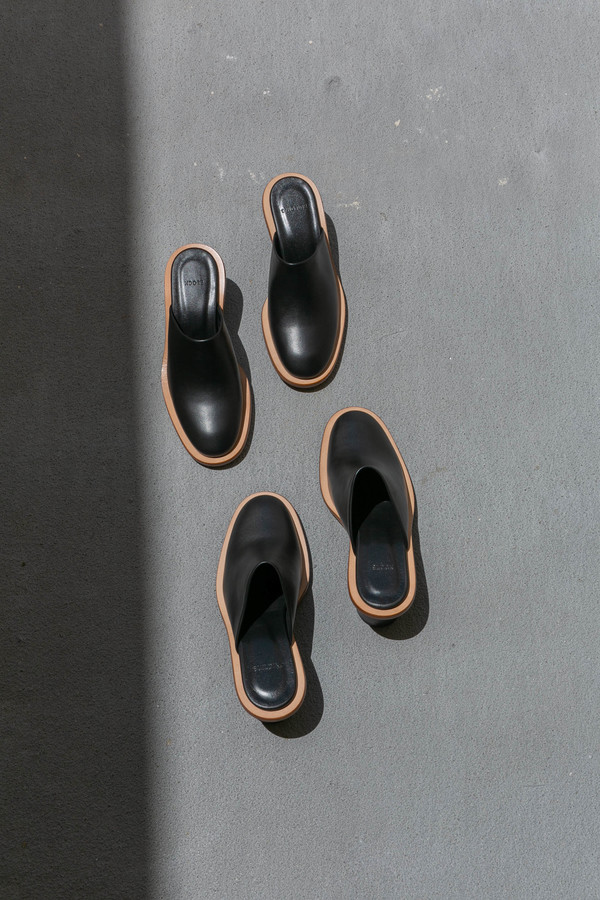 BUILDING BLOCK ADA MULE - BLACK BUILDING BLOCK ADA MULE - BLACK