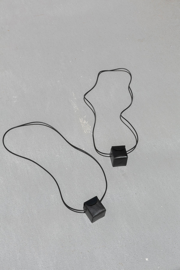 Building Block Mini Cube Sling W/ Rubber Strap Building Block Mini Cube Sling W/ Rubber Strap