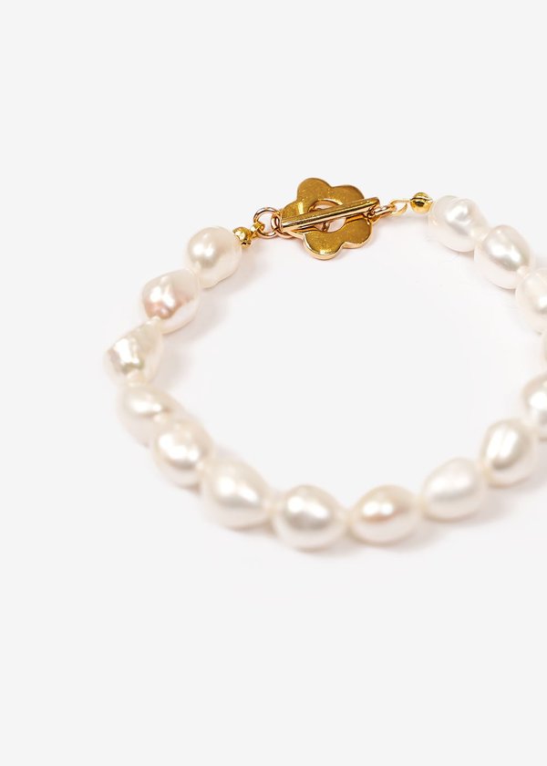 Wolf Circus Lola Pearl Bracelet Wolf Circus Lola Pearl Bracelet