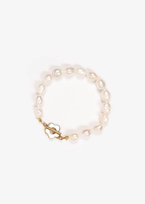 Wolf Circus Lola Pearl Bracelet Wolf Circus Lola Pearl Bracelet