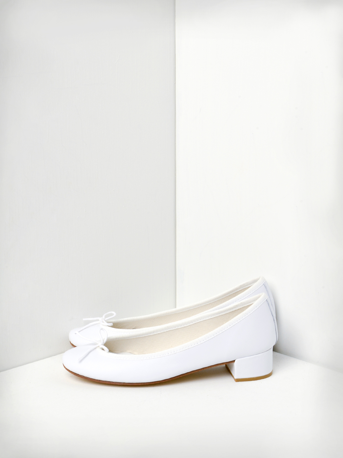 Repetto Camille Calfskin Ballerinas - Blanc | Garmentory