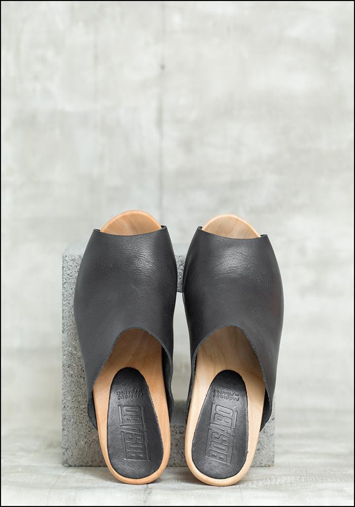 Bosabo Leather Peep Toe Clog Mule black Garmentory