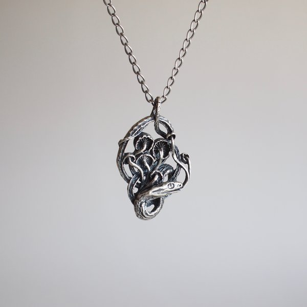 Theeth Snake and Mushroom Necklace - Silver Theeth Snake and Mushroom Necklace - Silver