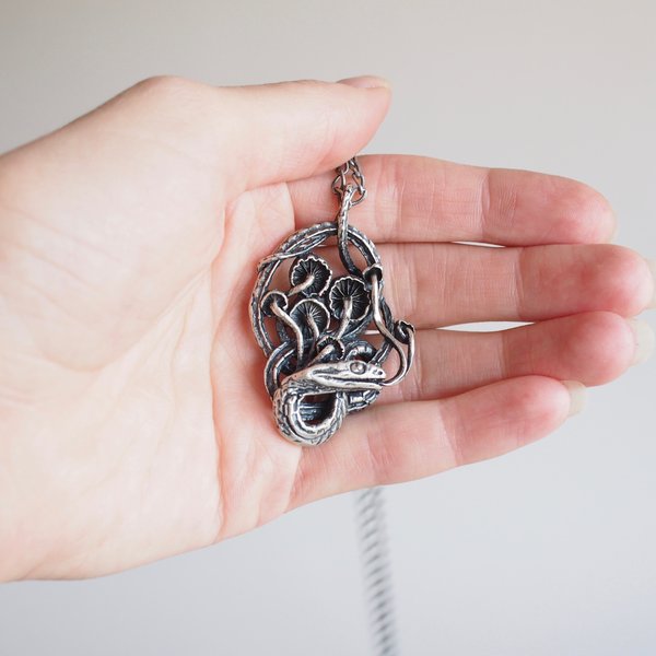 Theeth Snake and Mushroom Necklace - Silver Theeth Snake and Mushroom Necklace - Silver