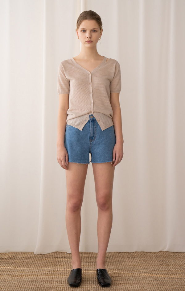 AMONG SEOUL Slit Knit Cardigan - Beige AMONG SEOUL Slit Knit Cardigan - Beige