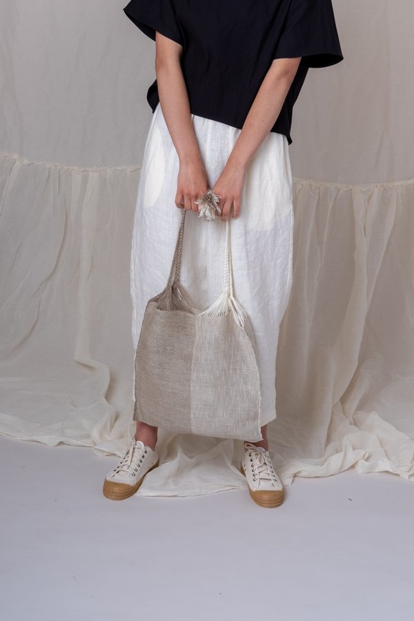 Marta Buda TWO TONE WARP BAG - IVORY/GRAVEL Marta Buda TWO TONE WARP BAG - IVORY/GRAVEL