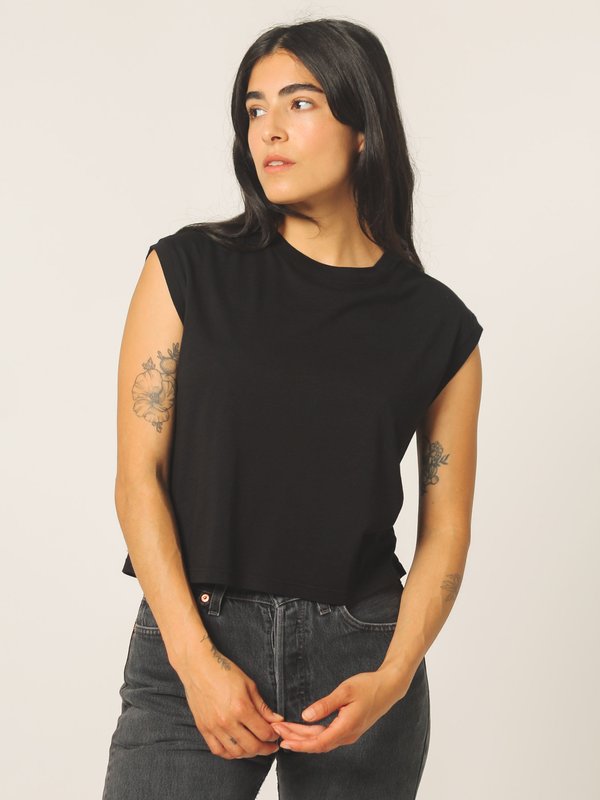 Calder Blake Kate Tee - Black Calder Blake Kate Tee - Black