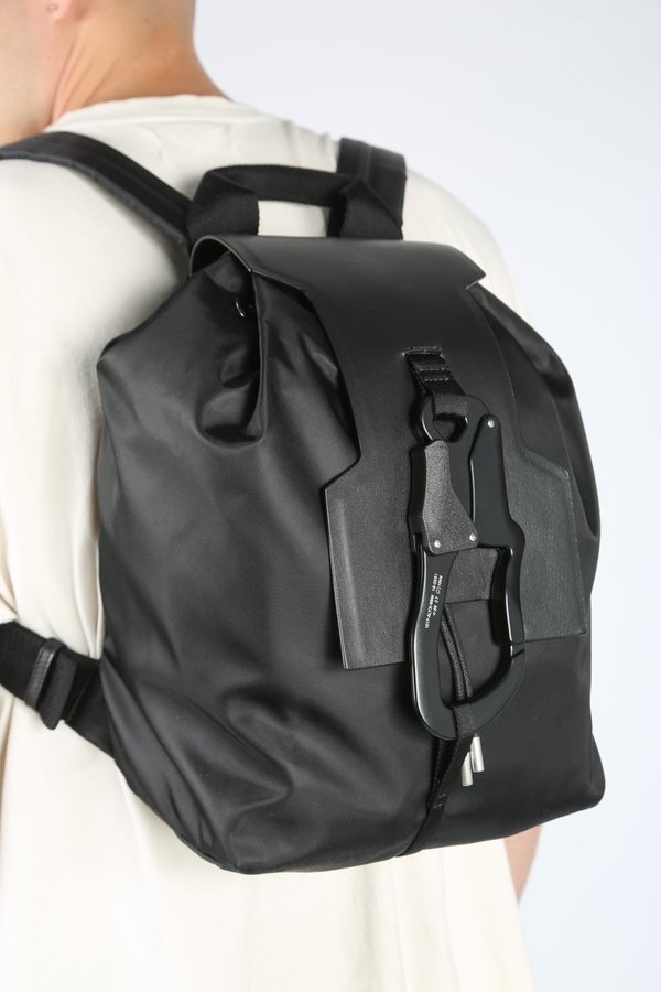 1017 Alyx 9Sm Claw Tank Backpack - BLACK | Garmentory
