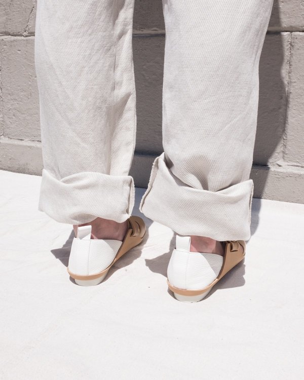 United Nude Lilt Pump Flats - Beige United Nude Lilt Pump Flats - Beige