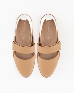 United Nude Lilt Pump Flats - Beige United Nude Lilt Pump Flats - Beige