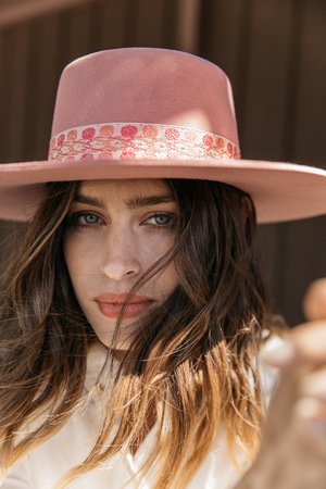 Lack of Colour Sierra Rose hat Sierra Rose by LACK OF COLOR | Rebel Violet main image 2