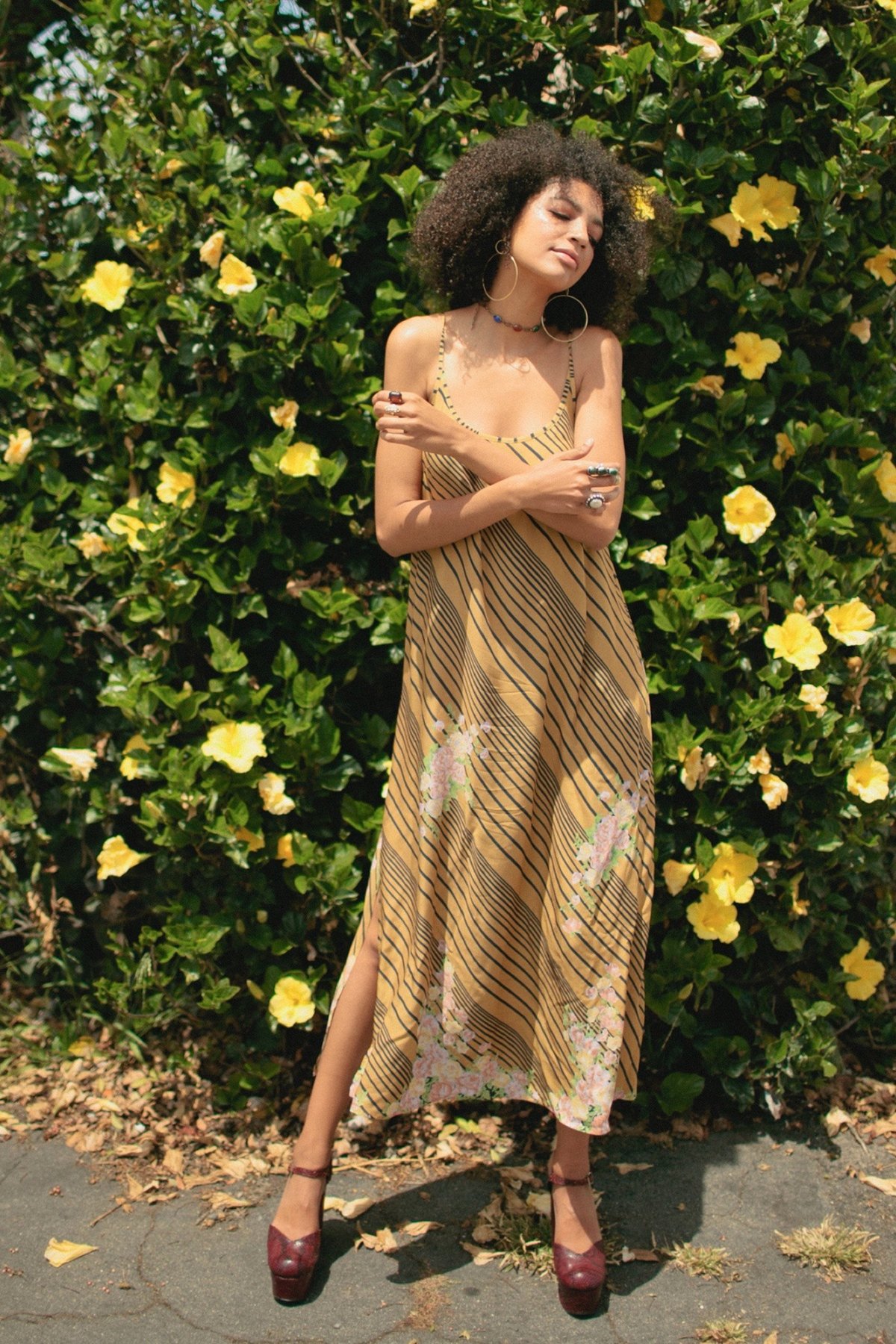 green emerald velvet dress Novella Midi Dress - Pink main image 0