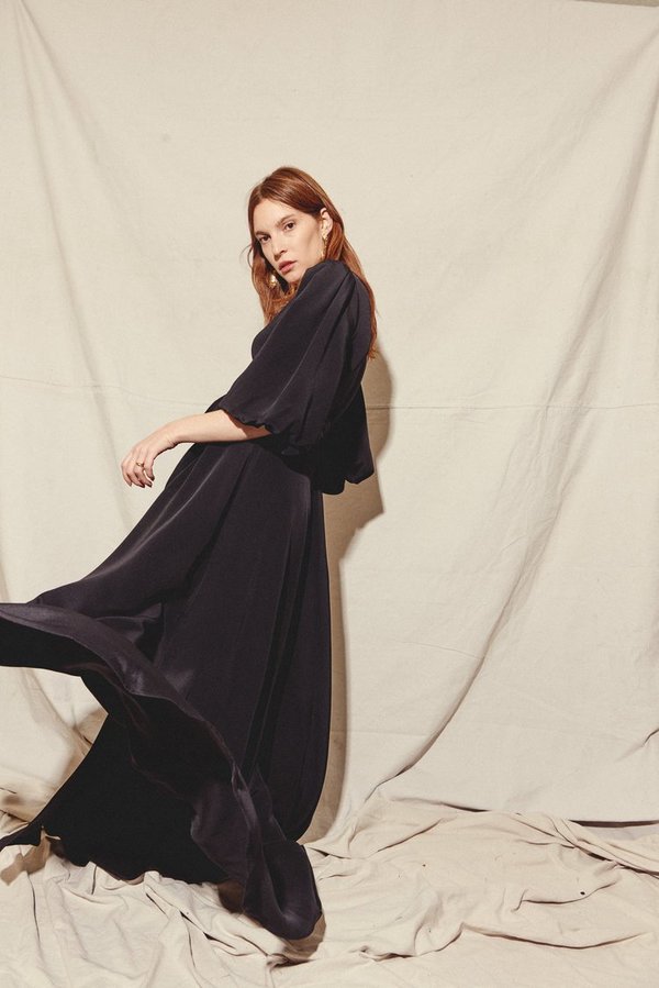 Kamperett LORETTA SILK WRAP DRESS - BLACK Kamperett LORETTA SILK WRAP DRESS - BLACK