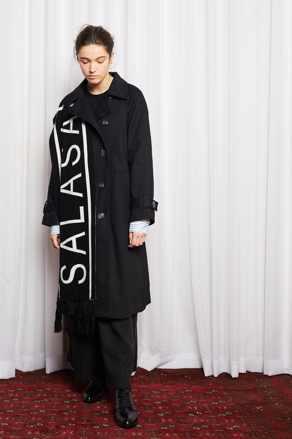 SALASAI SCIFI SCARF - BLACK MERINO KNIT