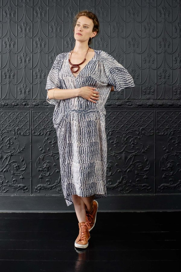 humanoid silk dress Humanoid Pink Silk Printed Midi Dress Size XS