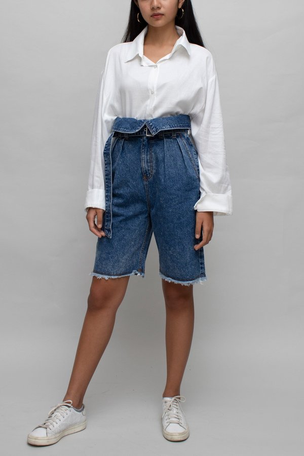 high waisted belted denim shorts