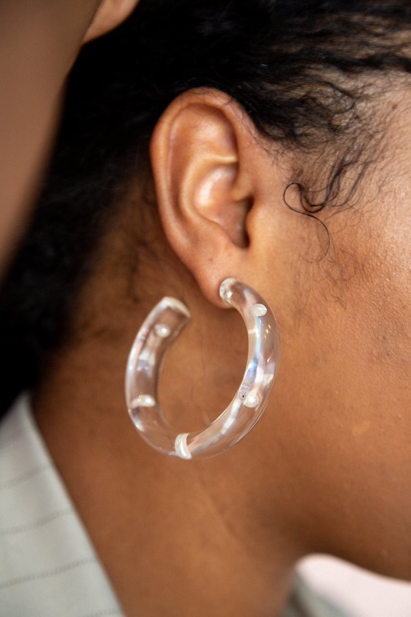 Tuza Lagrima Resin & Pearl Hoops Tuza Lagrima Resin & Pearl Hoops