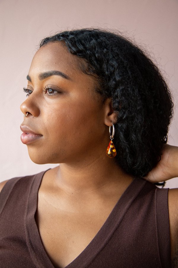 Tuza Patchouli Resin & Pearl Charm Hoops Tuza Patchouli Resin & Pearl Charm Hoops