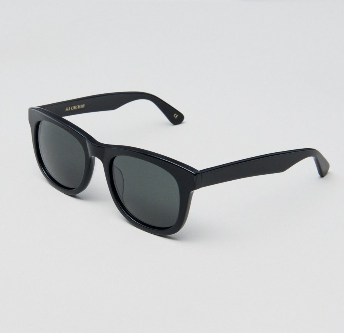HAN KJOBENHAVIN DANISH DESIGN サングラス Han Kjobenhavn Wolfgang Sunglasses - Black | Garmentory