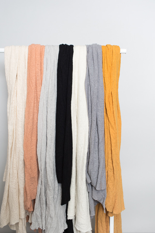 Scarf Shop Wool Cloud Scarf / Pale Peach
