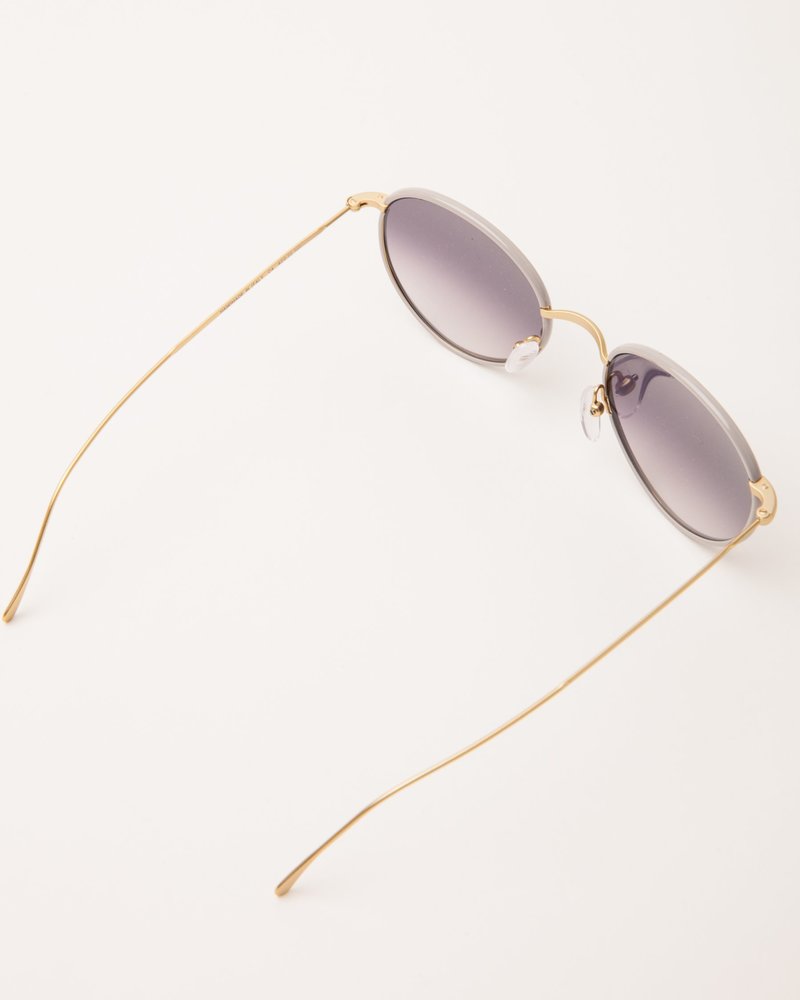 Eva Masaki Taea Sunglasses - Grey | Garmentory display picture 1