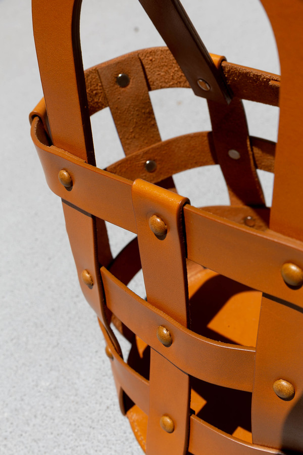BUILDING BLOCK SMALL WOVEN BASKET - CHESTNUT BUILDING BLOCK SMALL WOVEN BASKET - CHESTNUT