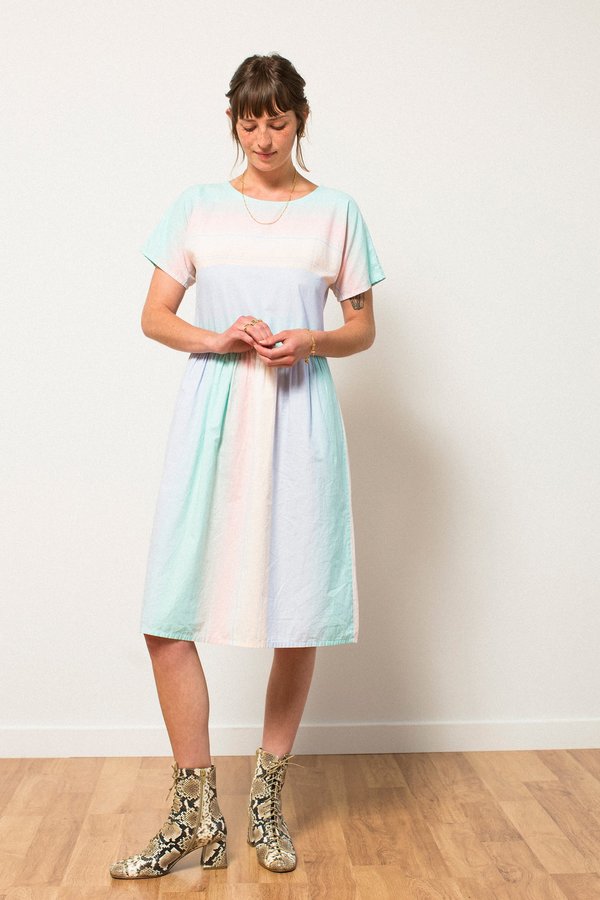 green emerald velvet dress CUTEGAL Apricot Sleeveless Drop Waist Maxi Dress main image 0