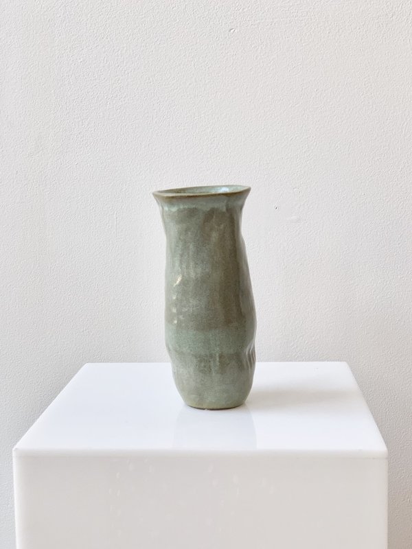 Jessica Hans Spring bud vase series Jessica Hans Spring bud vase series