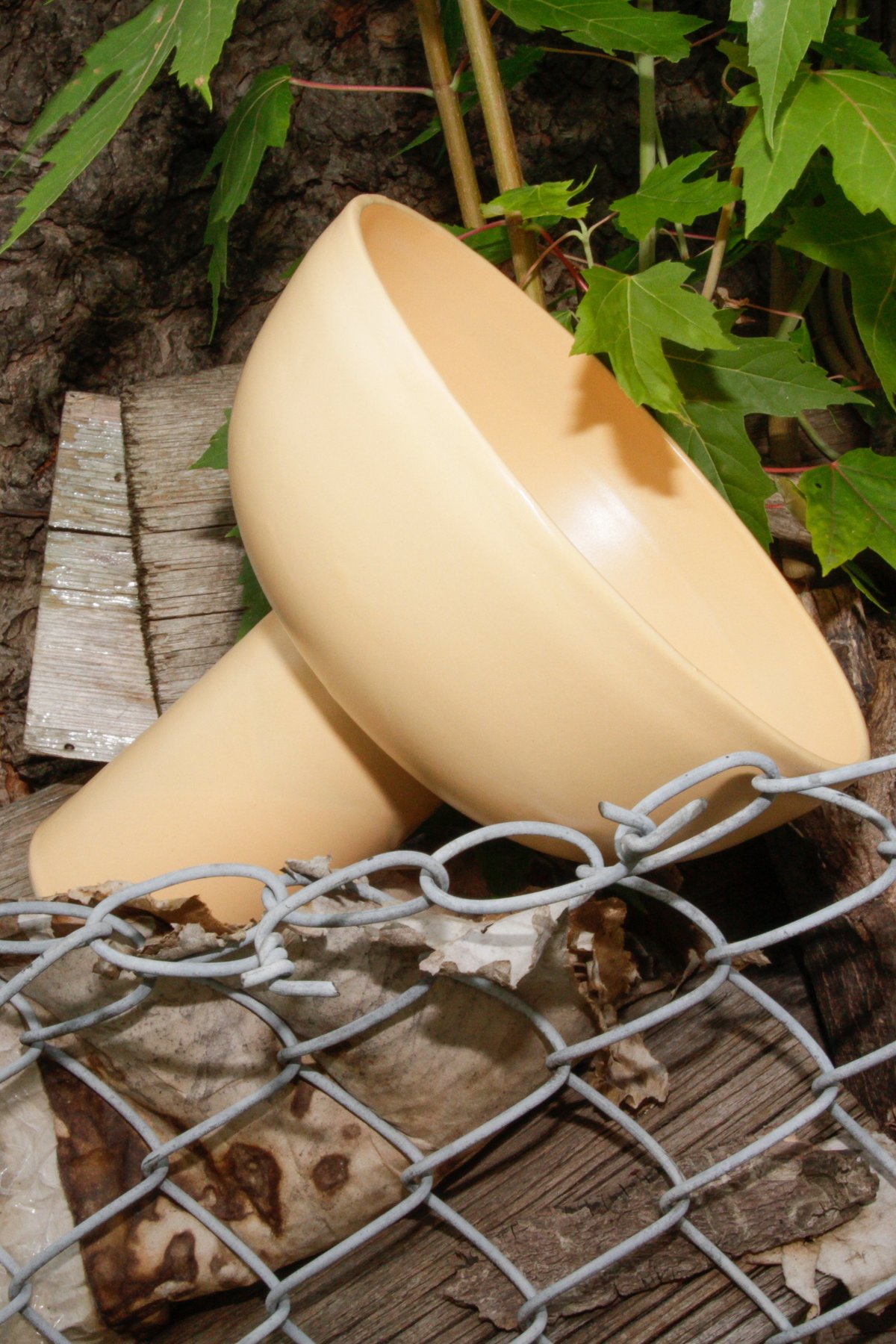 YYY Pedestal Bowl - Image 4 of 8