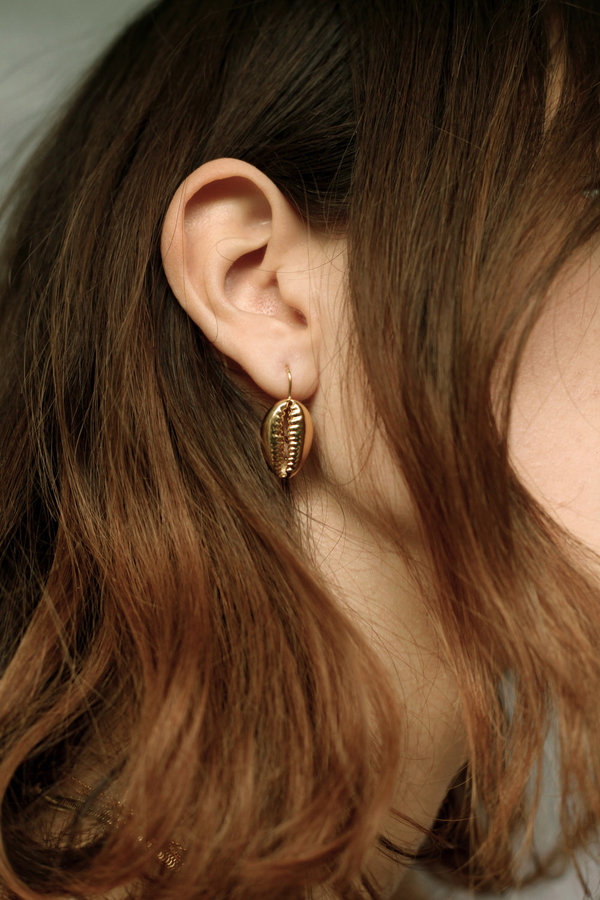 Eyland Cressida shell earrings - gold Eyland Cressida shell earrings - gold