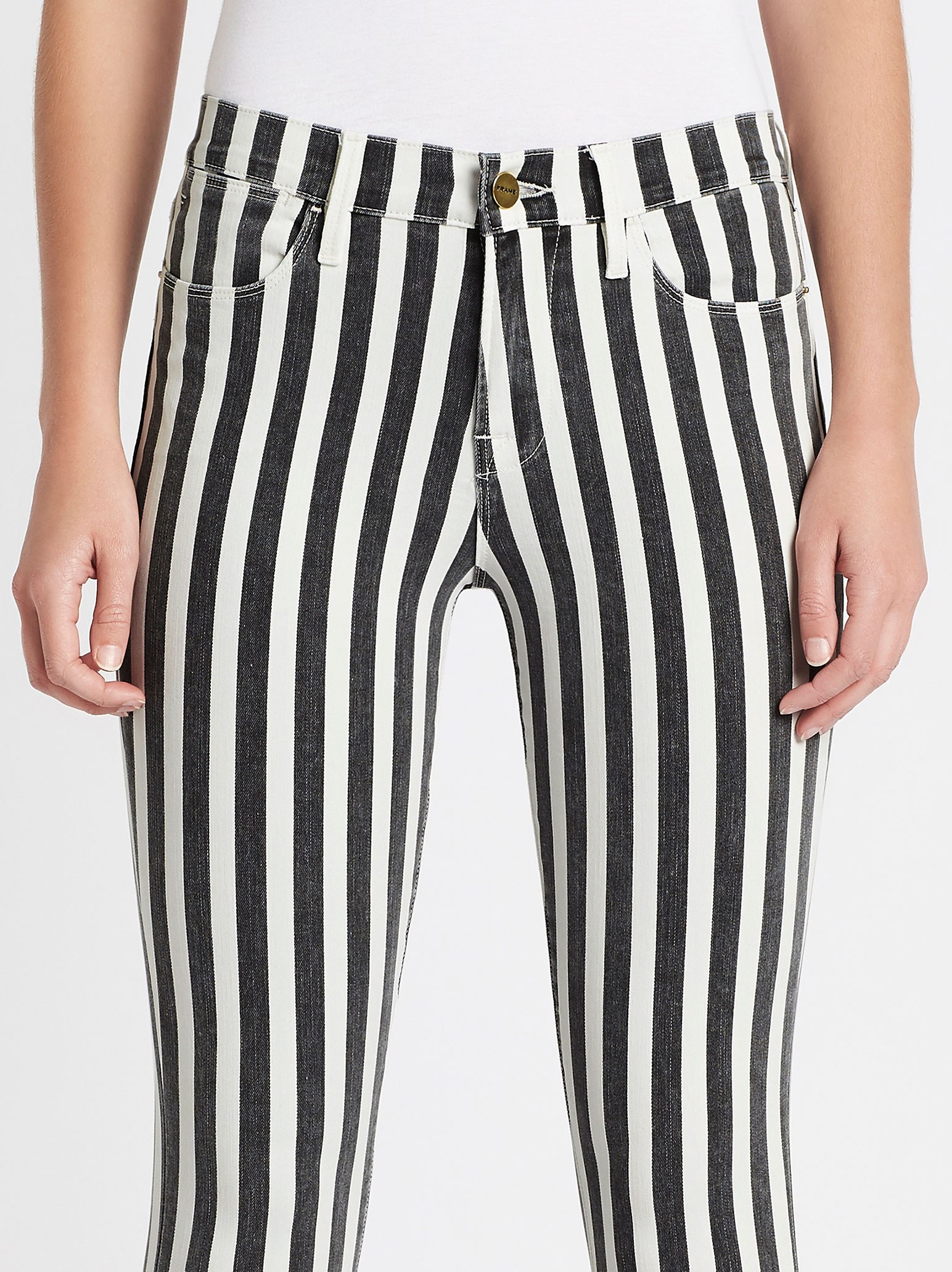 Frame Denim Le High Skinny Crop Jean :: Samira