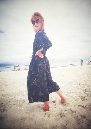 Berenik RAYON LONG SUMMER DRESS/COAT - printed black/rust Berenik RAYON LONG SUMMER DRESS/COAT - printed black/rust