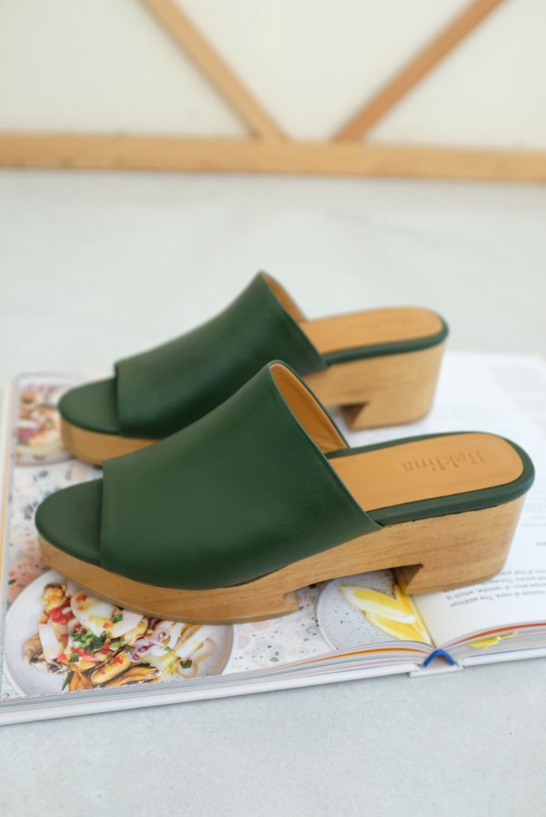 Beklina Tétouan Clog - dark biophilia Beklina Tétouan Clog - dark biophilia