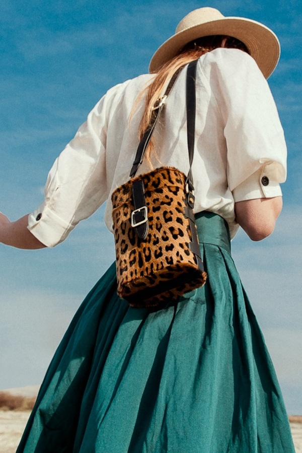 Officina del Poggio Mini Safari Hair Bag - Leo/Nero Officina del Poggio Mini Safari Hair Bag - Leo/Nero
