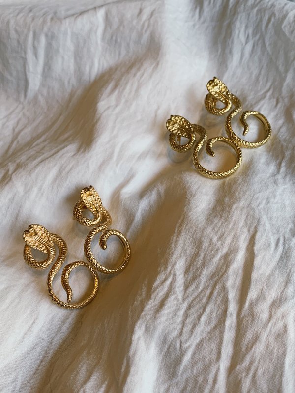 BEFORE MARCH Royal serpent studs - 14kt gold BEFORE MARCH Royal serpent studs - 14kt gold