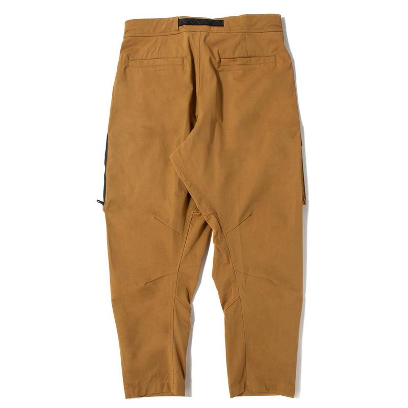 nike acg woven cargo pants