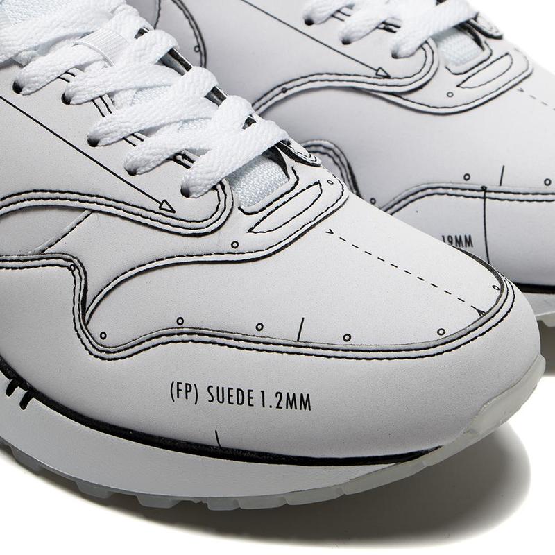 air max sketch to shelf white