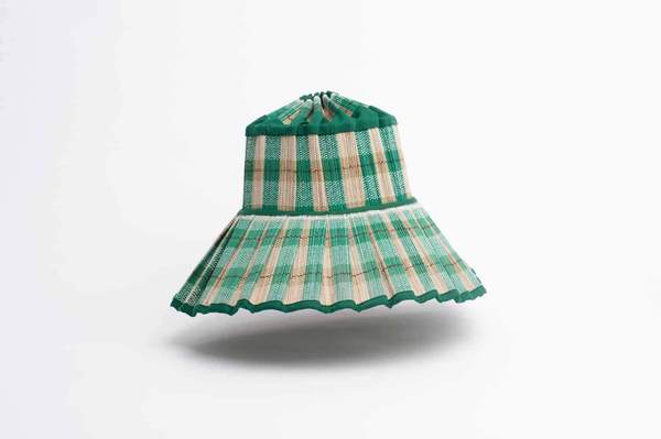 lorna murray hat kathy hilton