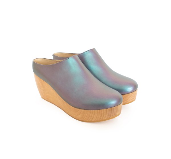 Sydney Brown Clog Matte - Matte Iridescent