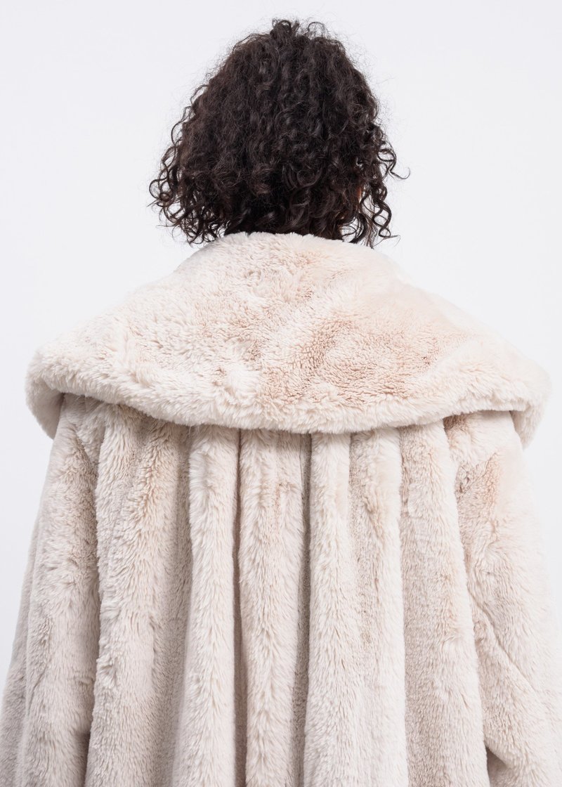 we11done Faux Fur Coat - Ivory 