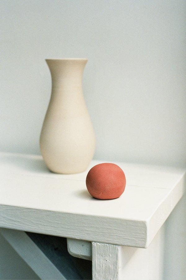 Rachel Saunders Ceramics Terra Bianca Carafe Rachel Saunders Ceramics Terra Bianca Carafe