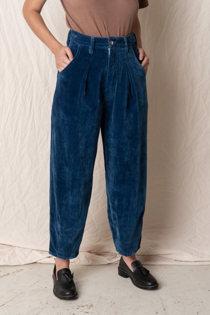 STORY mfg. LUSH JEANS - INDIGO VELVET | Garmentory