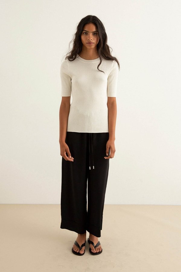 BEFORE MARCH Louis Tee - Ivory BEFORE MARCH Louis Tee - Ivory