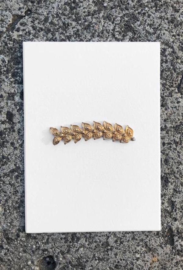 BEFORE MARCH Sona Hairclip - Gold BEFORE MARCH Sona Hairclip - Gold