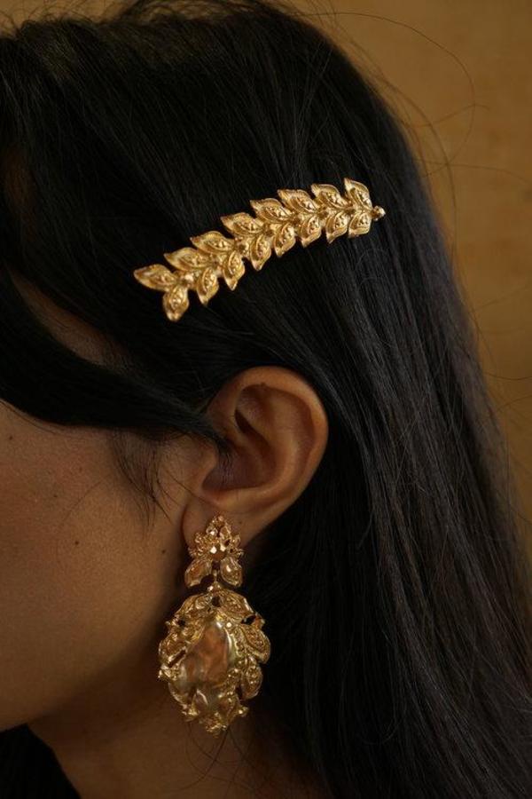BEFORE MARCH Sona Hairclip - Gold BEFORE MARCH Sona Hairclip - Gold