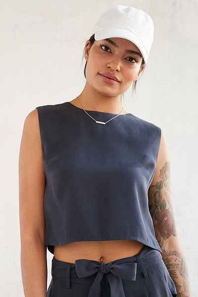 Native Youth Boat House Crop Top Native Youth Boat House Crop Top
