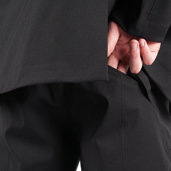 VEILANCE INDISCE PANT - BLACK | Garmentory