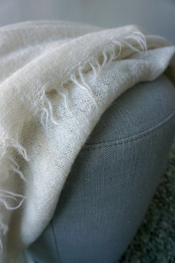 LAUREN MANOOGIAN FRINGE SCARF LAUREN MANOOGIAN FRINGE SCARF