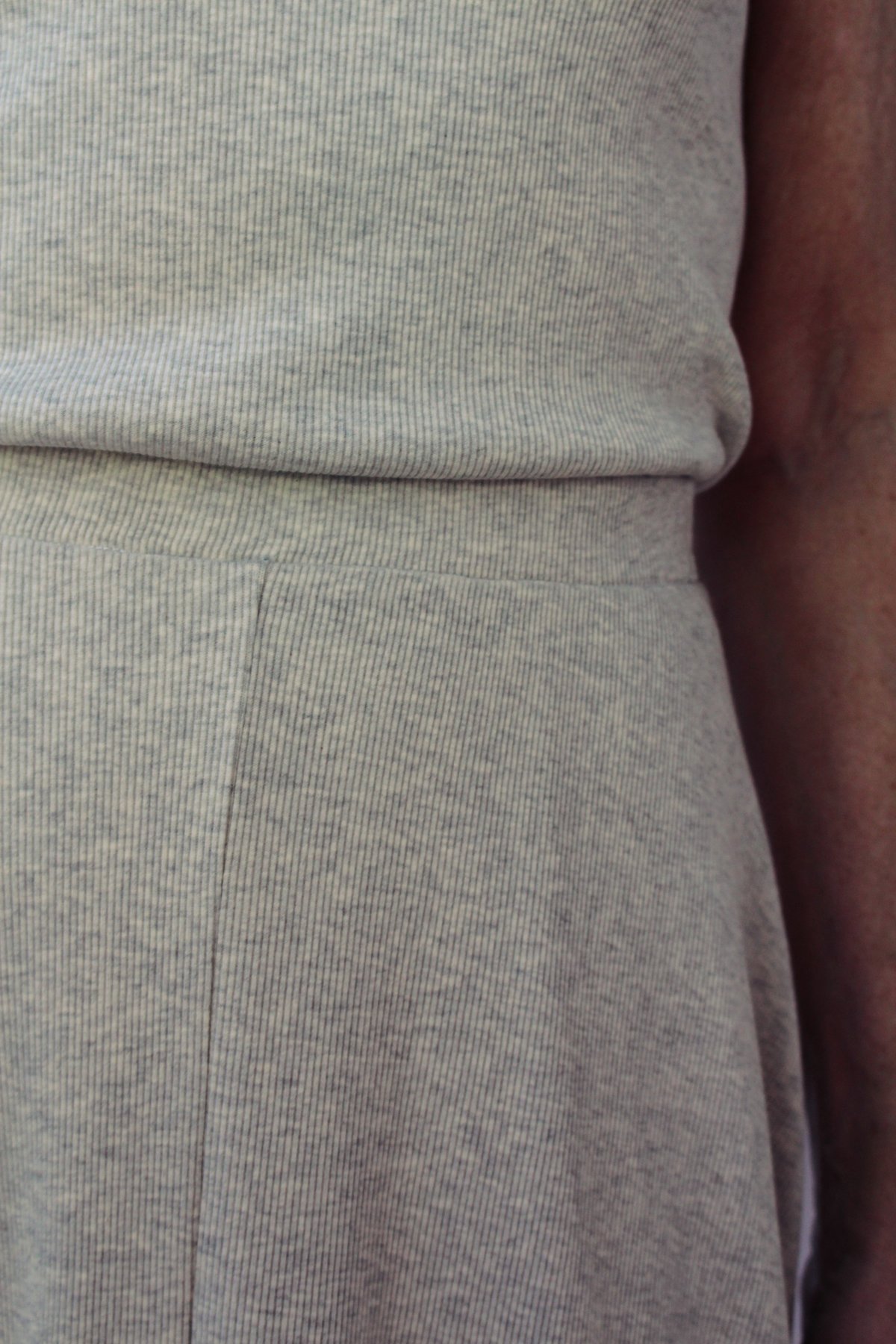 Lois Hazel Smooth Rib Skirt - Grey - Image 5 of 7