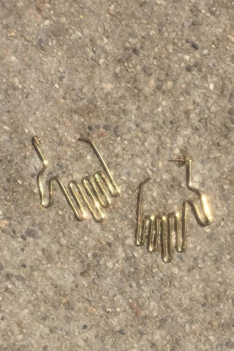 Young Frankk HAND EARRINGS - GOLD